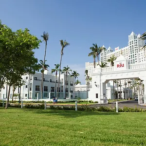 Riu Emerald Bay Hotel
